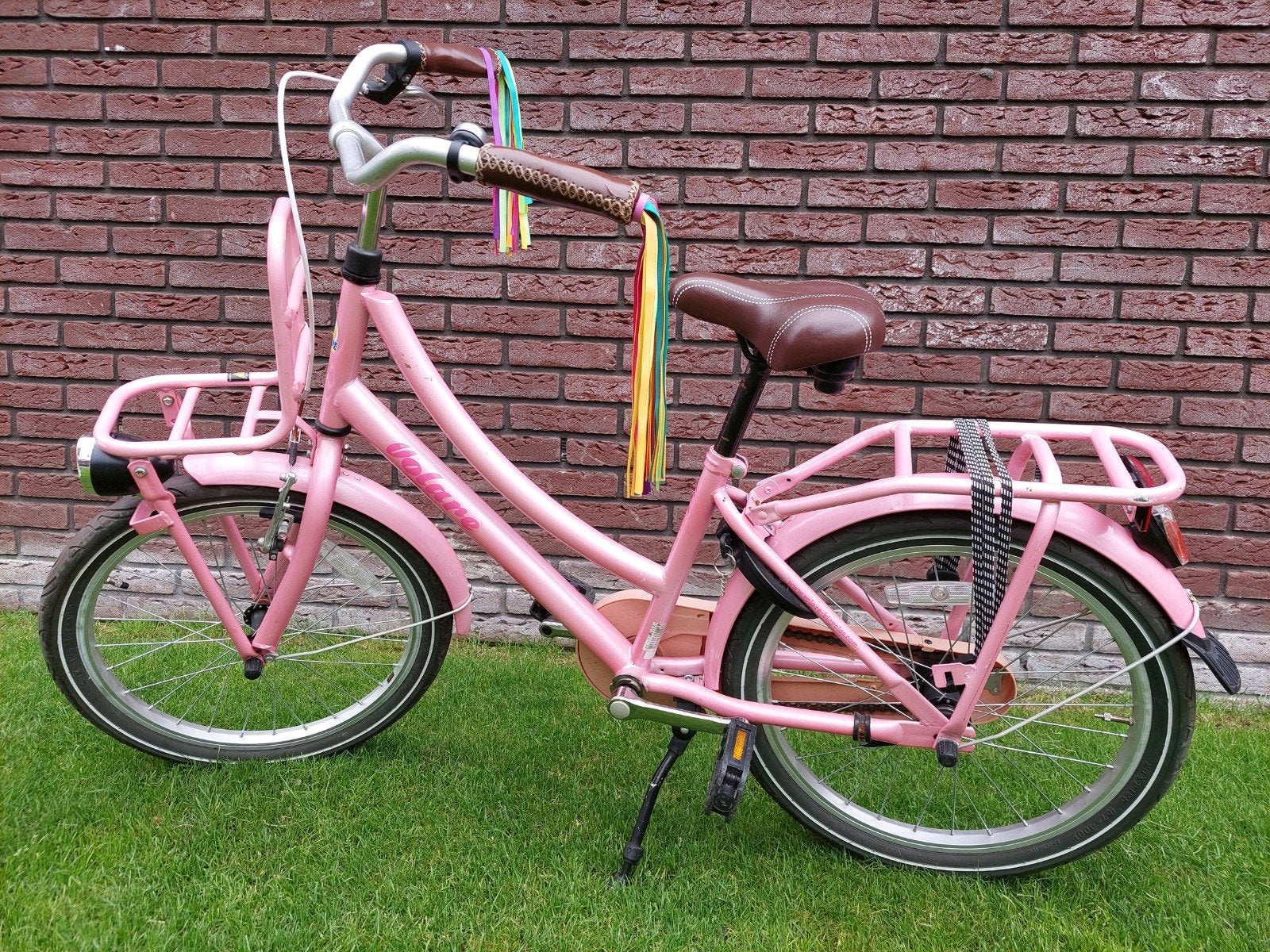 Roze kinderfiets met voordrager en terugtraprem, Fietsen en Brommers, Ophalen, Terugtraprem, Gebruikt, Volare