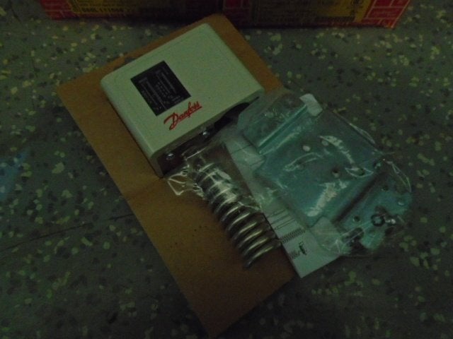 #02380 Danfoss KP62 thermosstaat., Ophalen of Verzenden, Nieuw