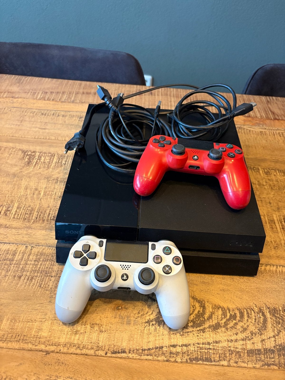 PlayStation 4 (PS4) met 2 controllers en kabels, Verzenden, Met 2 controllers, Original, 500 GB