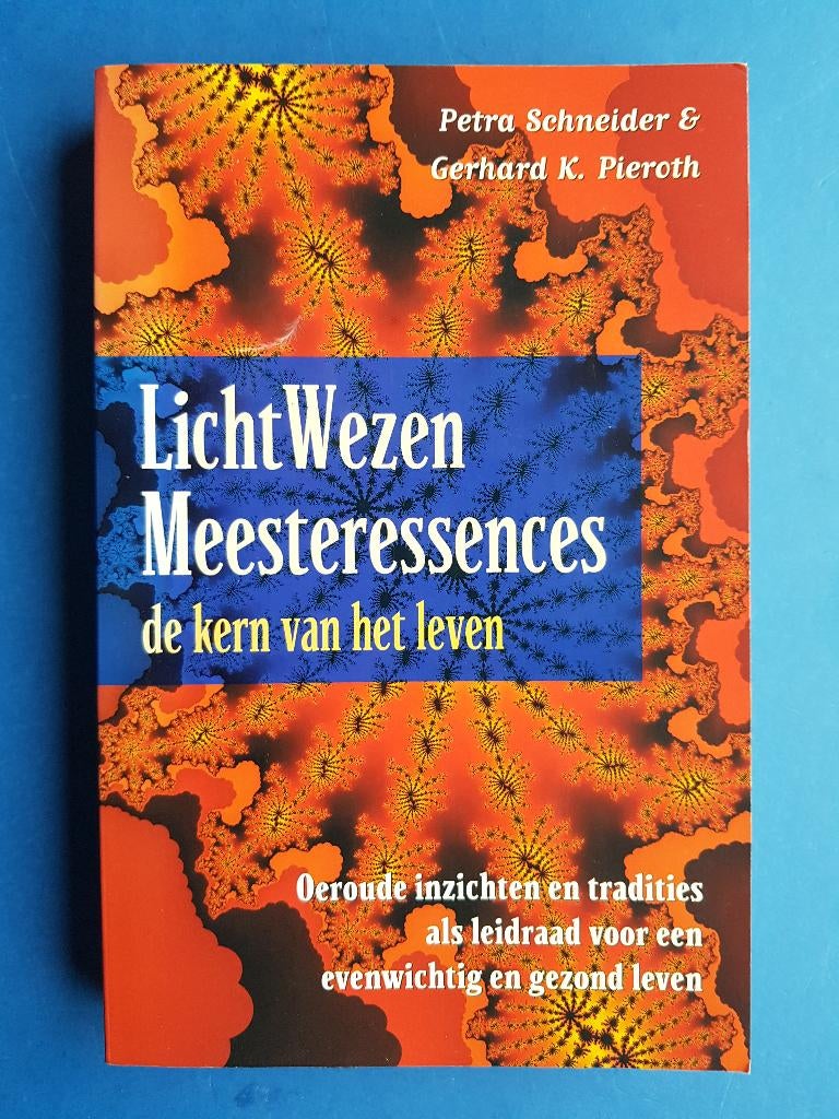 LichtWezen Meesteressences - Petra Schneider, Verzenden, Zo goed als nieuw, Overige onderwerpen, Achtergrond en Informatie