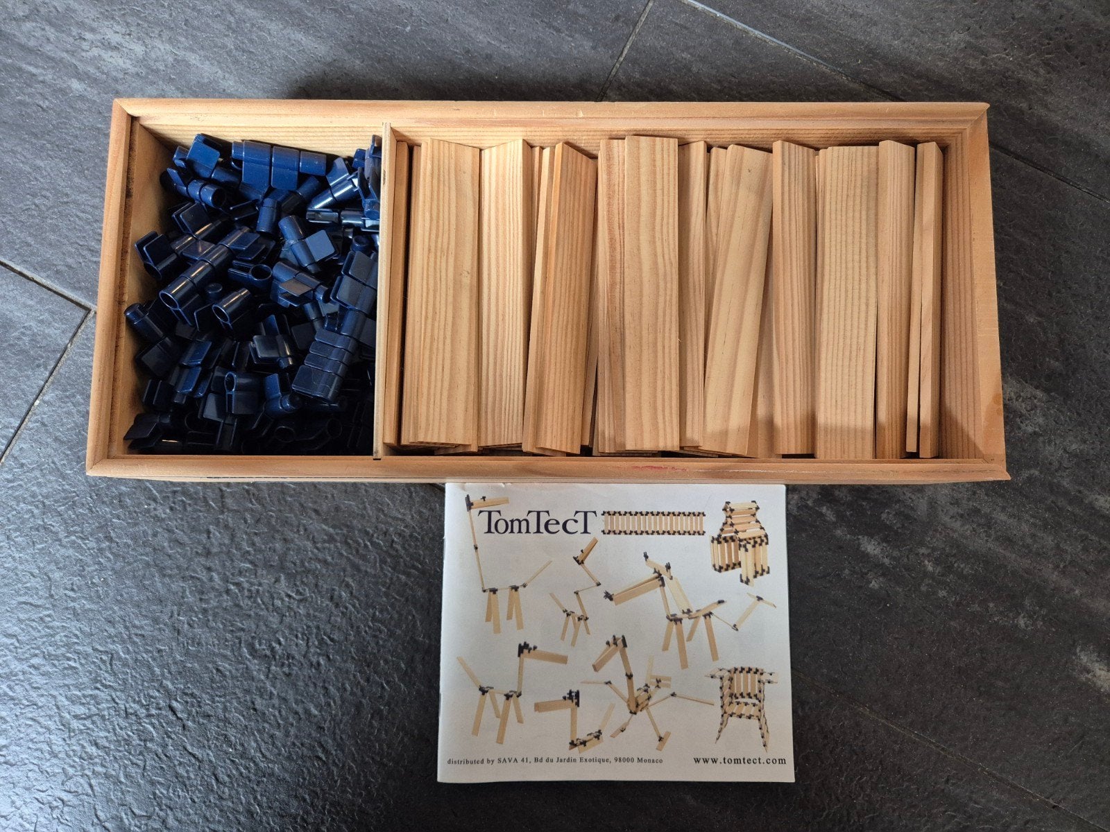 TomTecT constructie speelgoed, Ophalen