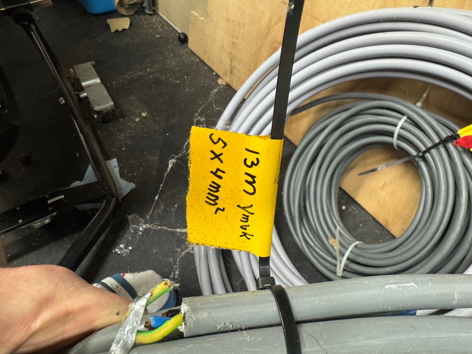 13 meter YMvK 5x4 mm² krachtstroomkabel / installatiekabel, Doe-het-zelf en Verbouw, Elektra en Kabels, Ophalen of Verzenden, Kabel of Snoer