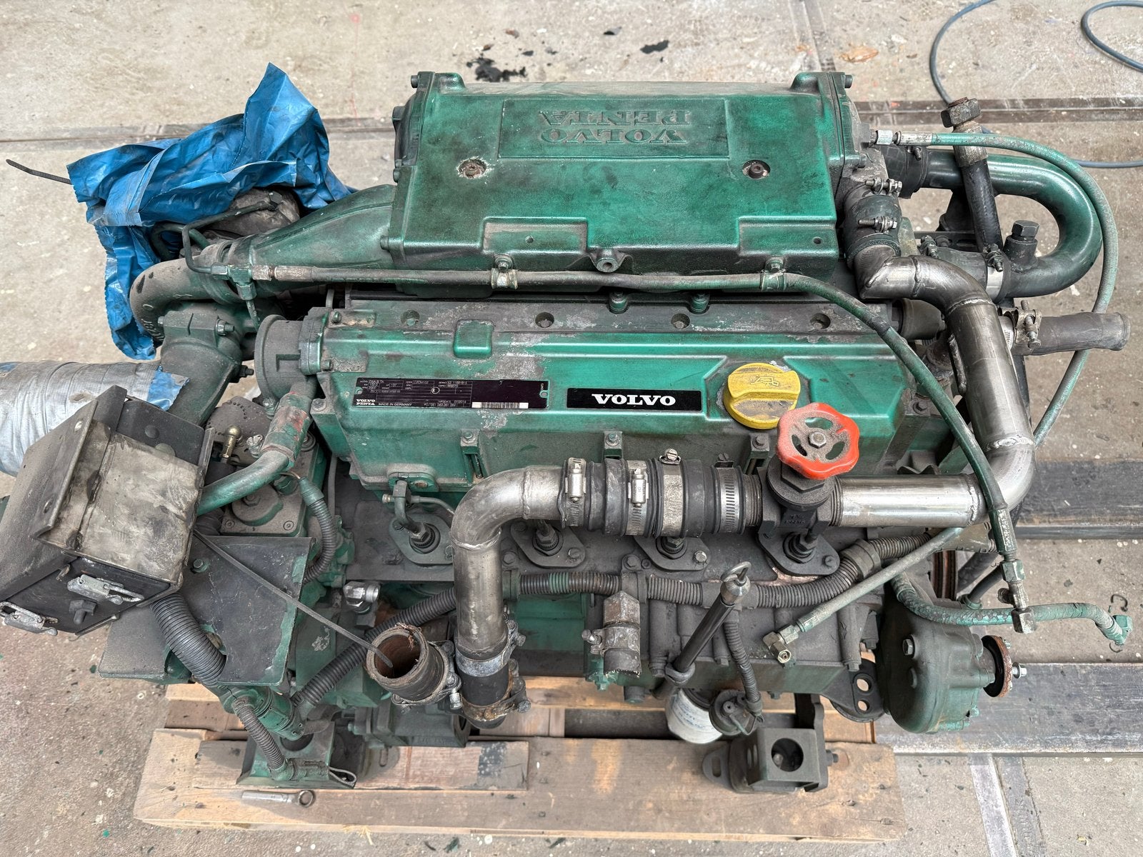 2x Volvo Penta D5A-B-TA scheepsmotor, 102 kW, 2014, Gebruikt, Binnenboordmotor, Viertaktmotor, Diesel