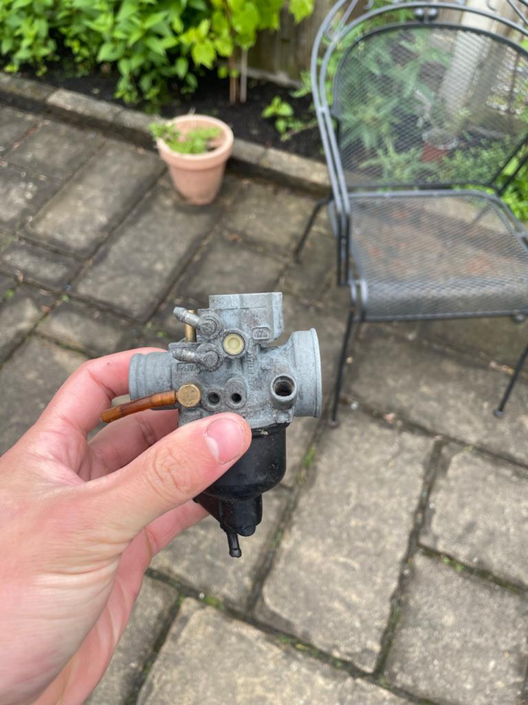 Dellorto 17,5 carburateur (schoon, zonder choke/gasschuif), Ophalen of Verzenden, Gebruikt, Carburateur
