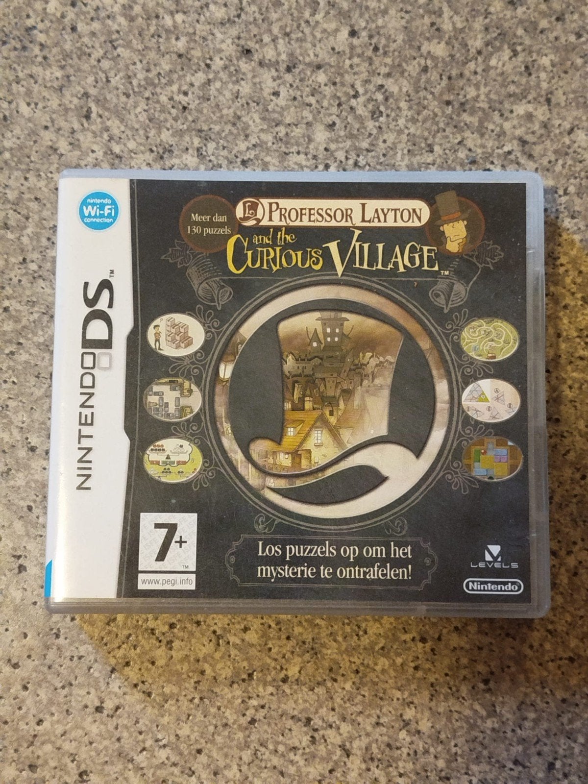 Professor Layton en het Curieus Dorp DS, Spelcomputers en Games, Games | Nintendo DS, Puzzel en Educatief, Gebruikt, 1 speler