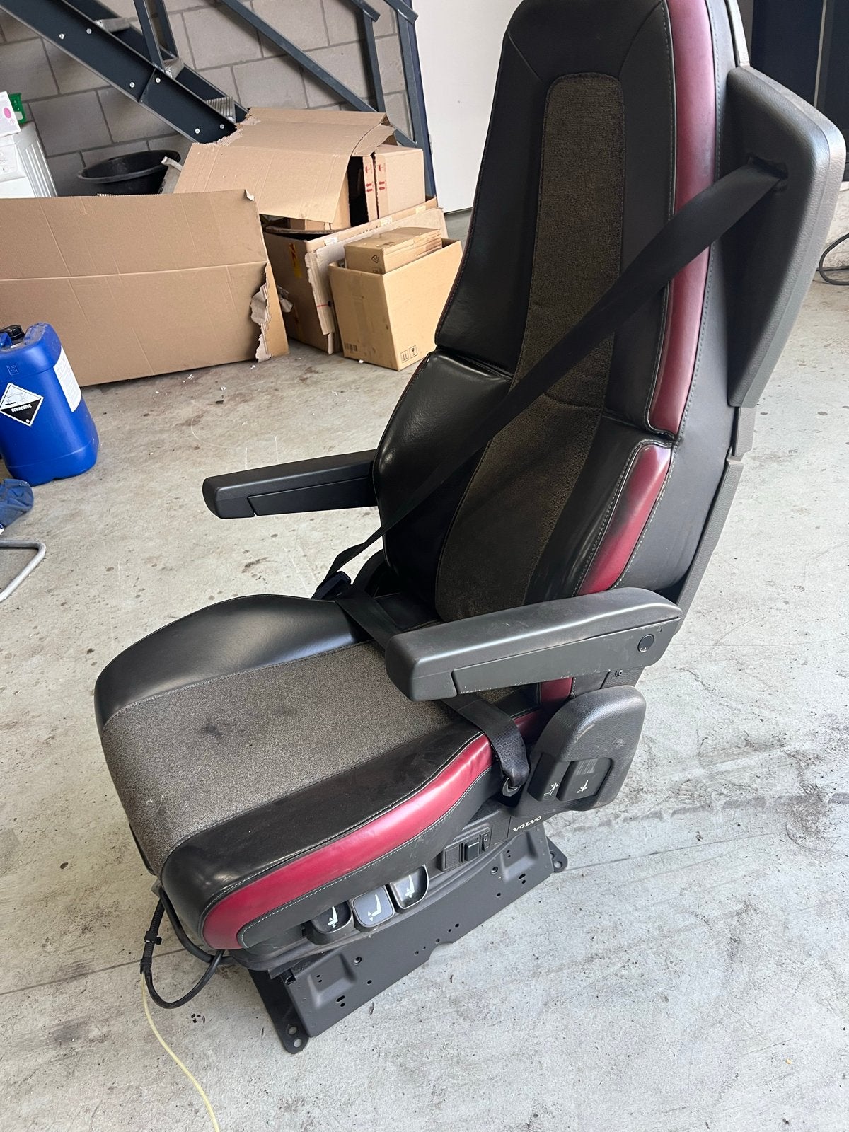Volvo Vrachtwagenstoel - Comfortabele Bestuurdersstoel, Ophalen, Gebruikt, Volvo