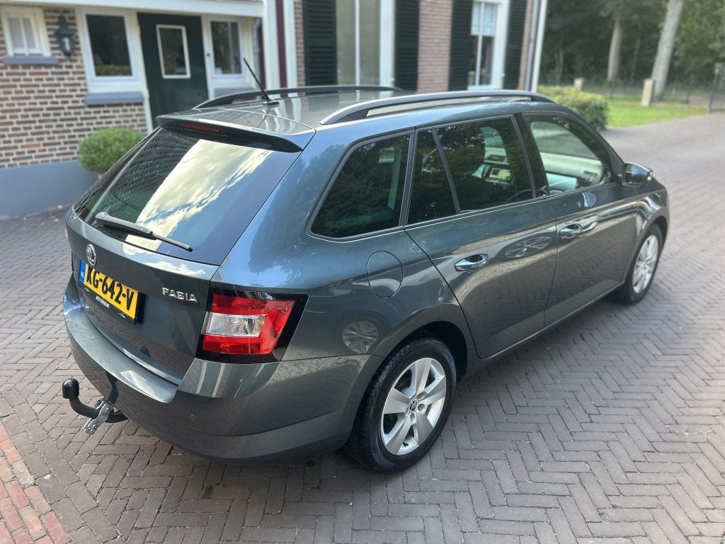Skoda Fabia Combi 1.2 TSI 4-cil. Amb. Bns Navi, Cruise, LMV,, Stof, Gebruikt, Euro 6, 4 cilinders