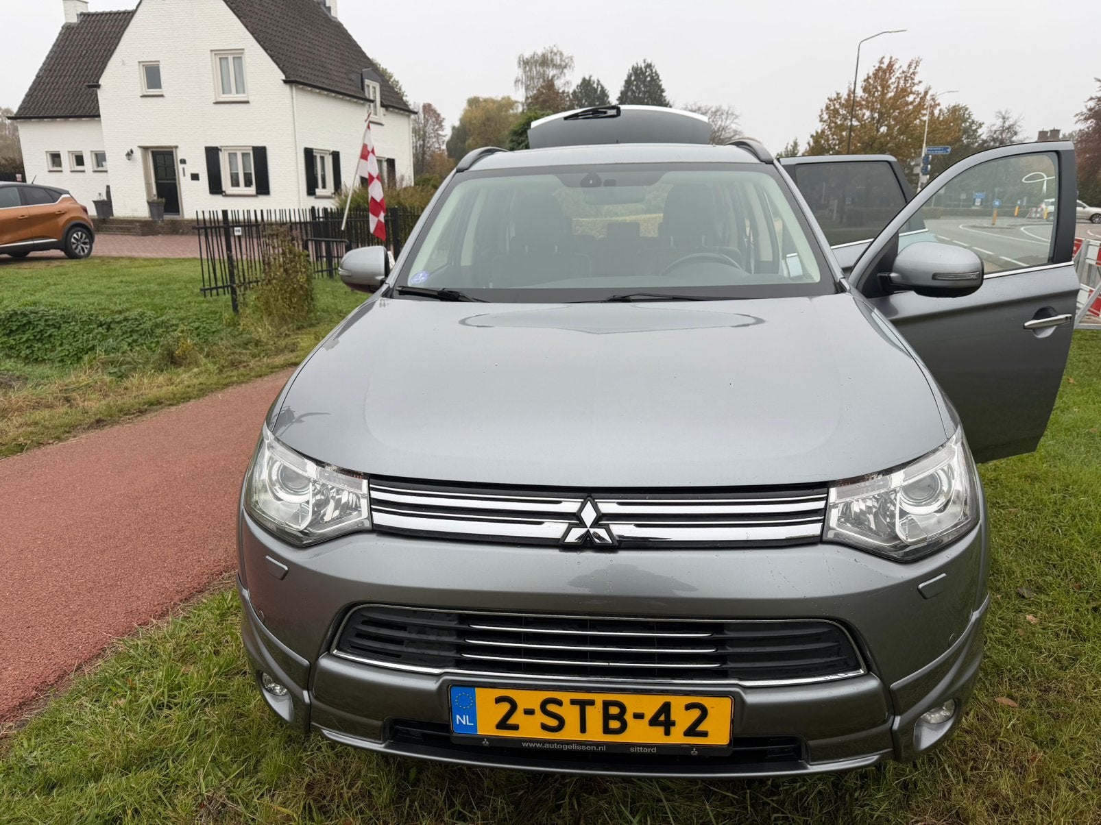 Mitsubishi Outlander 2.0 Dohc Mivec Phev 203pk 4WD CVT 5P, Auto's, 1998 cc, Outlander, 4 cilinders, Vierwielaandrijving