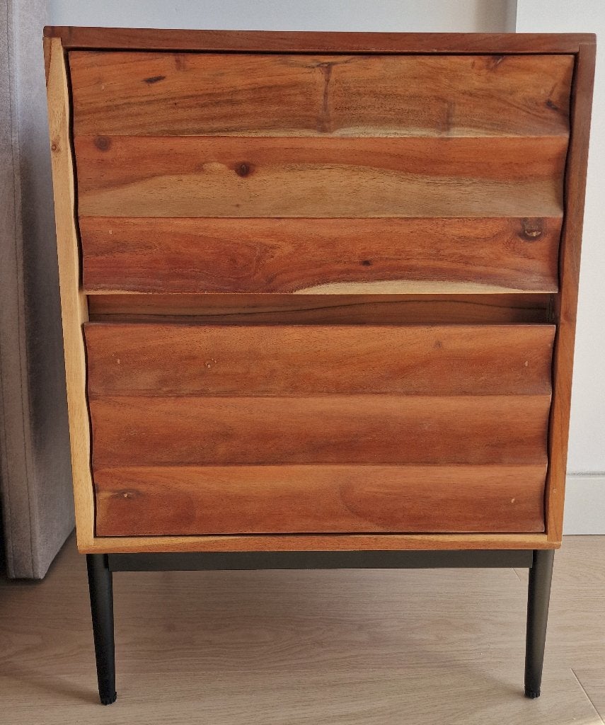 Sklum Bedside Table - Petter, Huis en Inrichting, Ophalen, 55 tot 70 cm, Zo goed als nieuw, 45 tot 65 cm