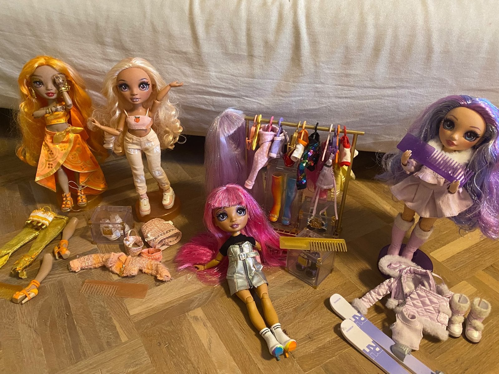 Grote collectie Rainbow High poppen met accessoires, Kinderen en Baby's, Ophalen of Verzenden, Zo goed als nieuw, Overige typen
