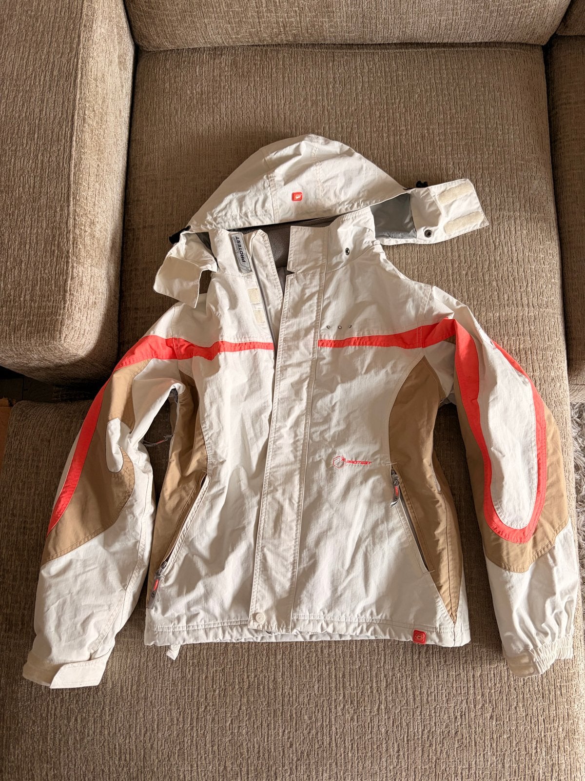 Protest ski-jas dames XL - Zo goed als nieuw, Ophalen of Verzenden, Zo goed als nieuw, Maat 46/48 (XL) of groter, Jack