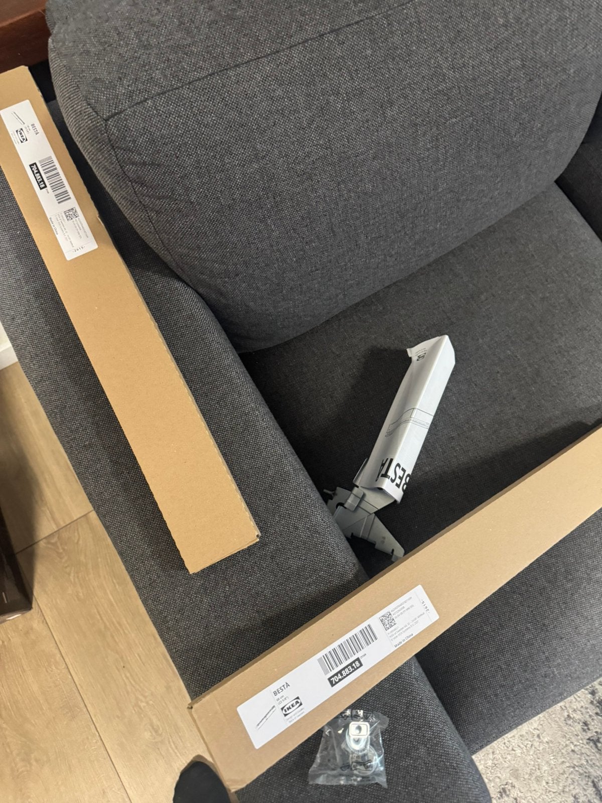 IKEA BESTÅ wandrail – Nieuw in doos (2 stuks), Ophalen of Verzenden, Zo goed als nieuw