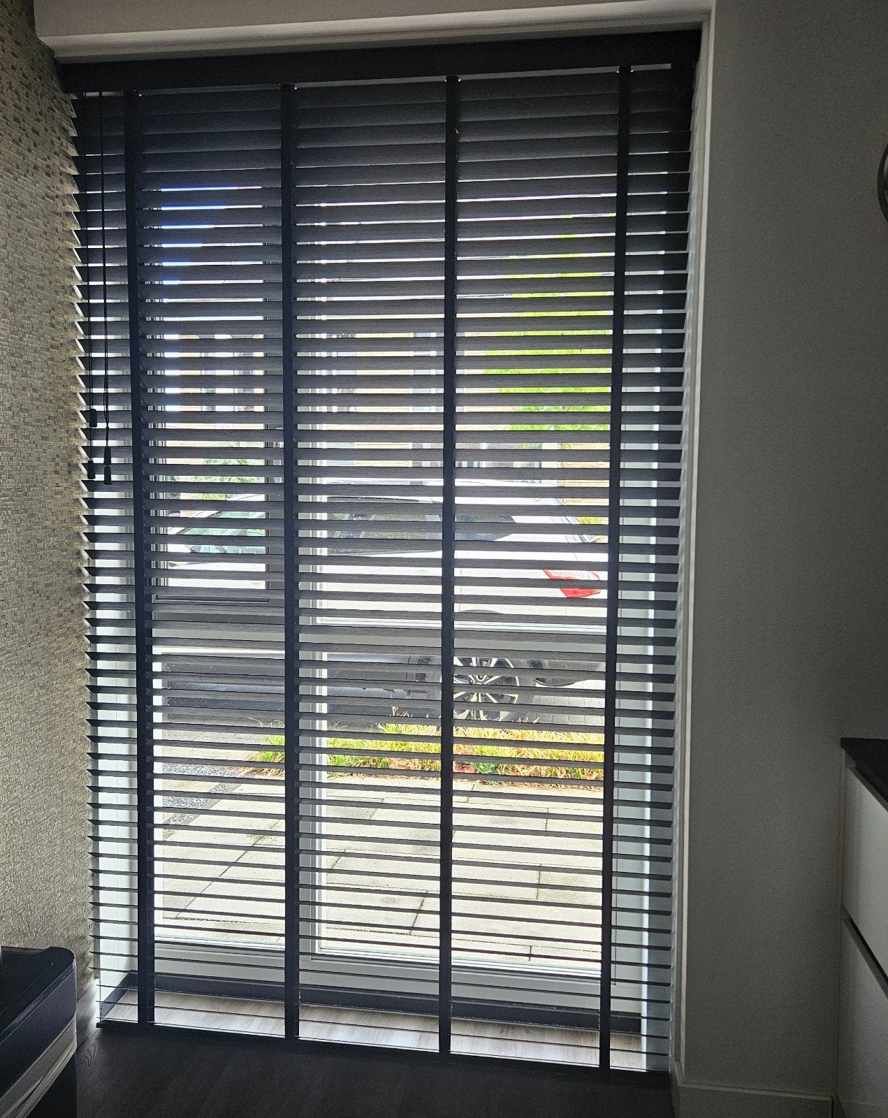 Zwarte houten jaloezieën - 149,5 x 245 cm, Ophalen, Jaloezie, Zwart, Hout
