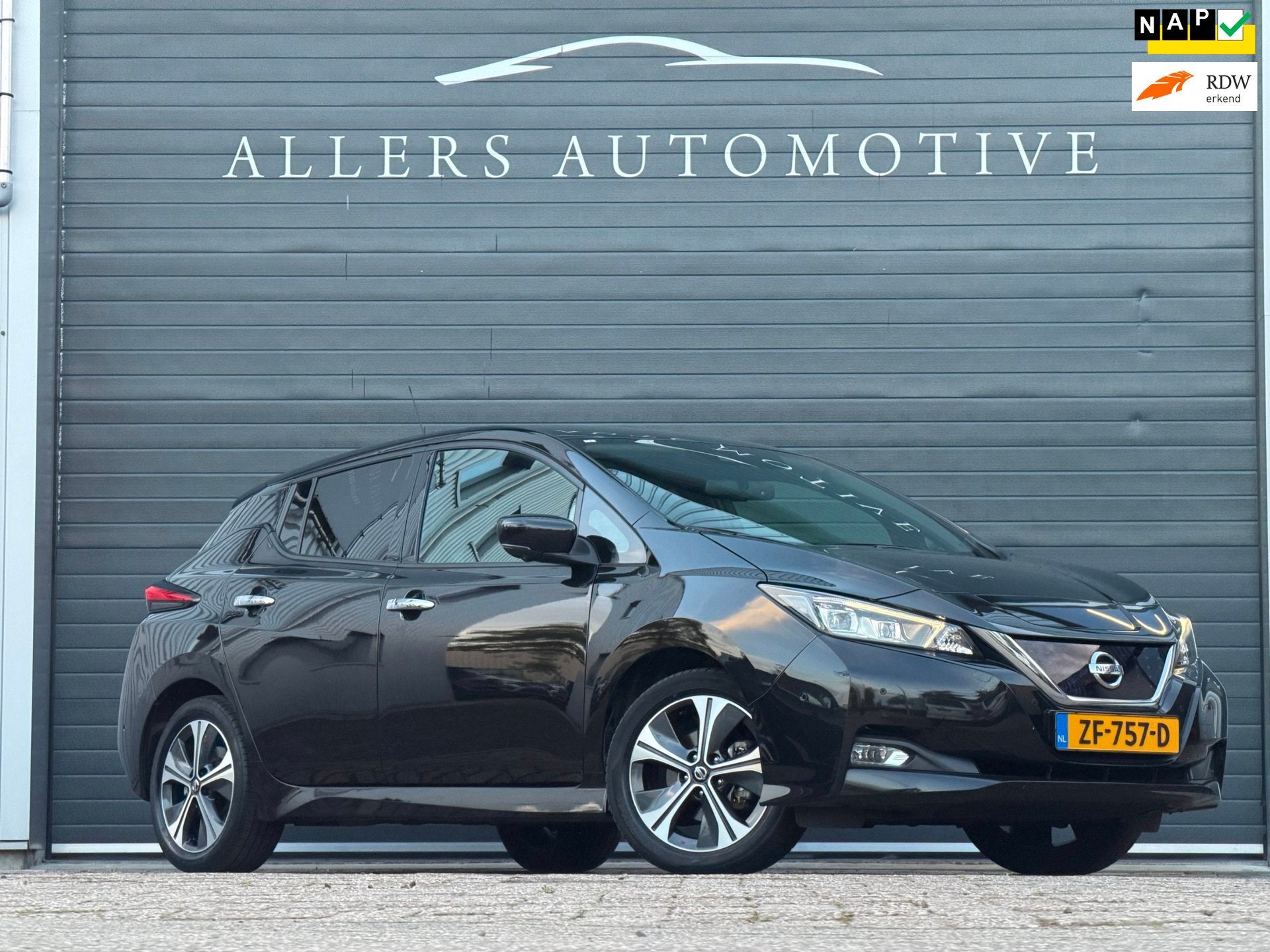 Nissan LEAF Tekna 40 kWh|SOH 91%|NAP|LEDER|ADAPTIEF| STOEL V, Gebruikt, Zwart, 150 pk, 109 min