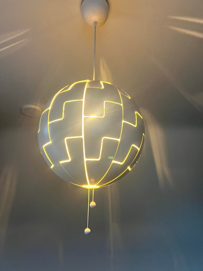 IKEA PS 2014 Hanglamp - Wit, Verstelbaar, Huis en Inrichting, Lampen | Hanglampen, Ophalen, Zo goed als nieuw, Metaal, 50 tot 75 cm