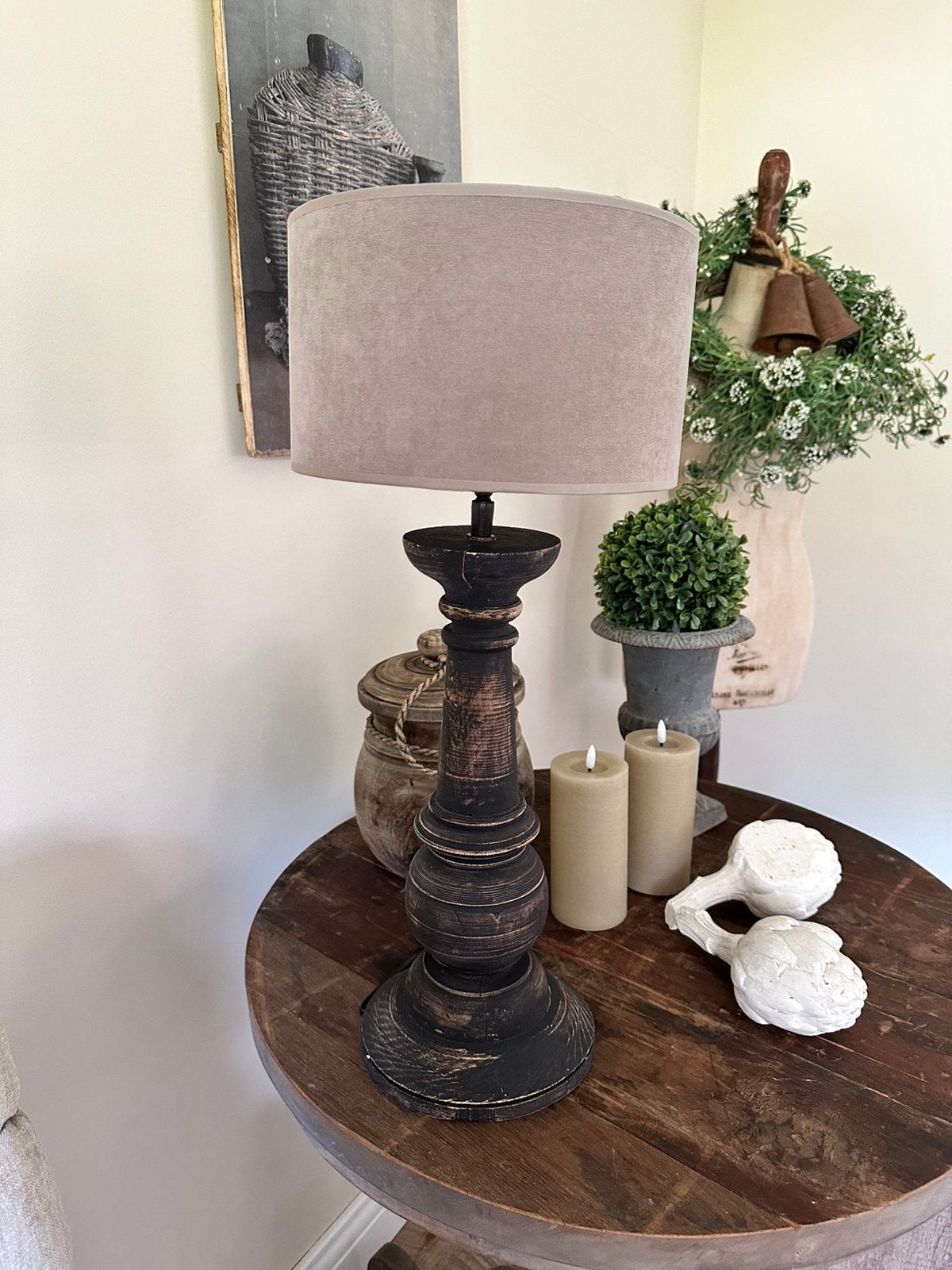 Stoer en sober lamp, Ophalen of Verzenden, Zo goed als nieuw, Hout, 50 tot 75 cm