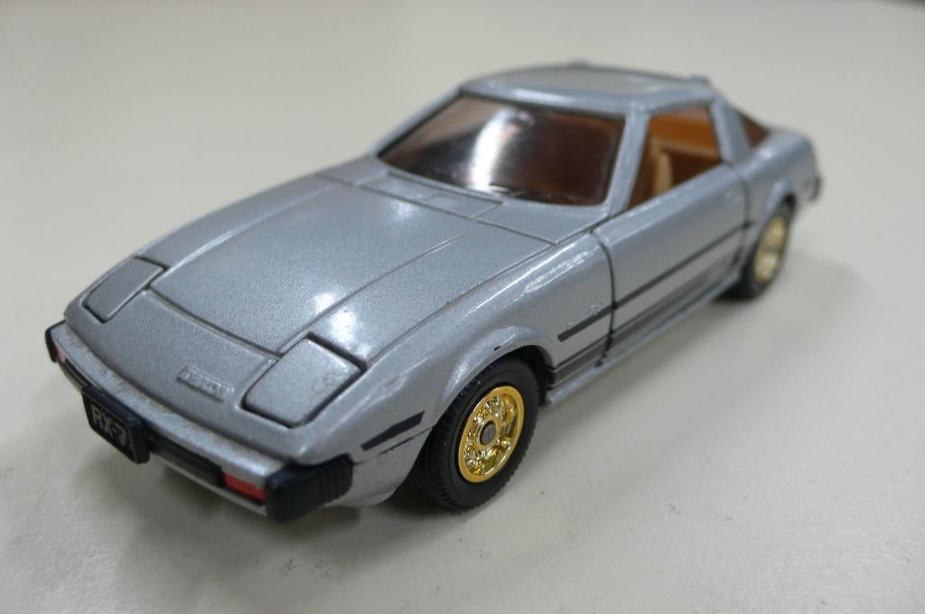 mazda savanna rx7 - tomica dandy  1/43, Hobby en Vrije tijd, Modelauto's | 1:43, Nieuw, Auto, Overige merken, Verzenden