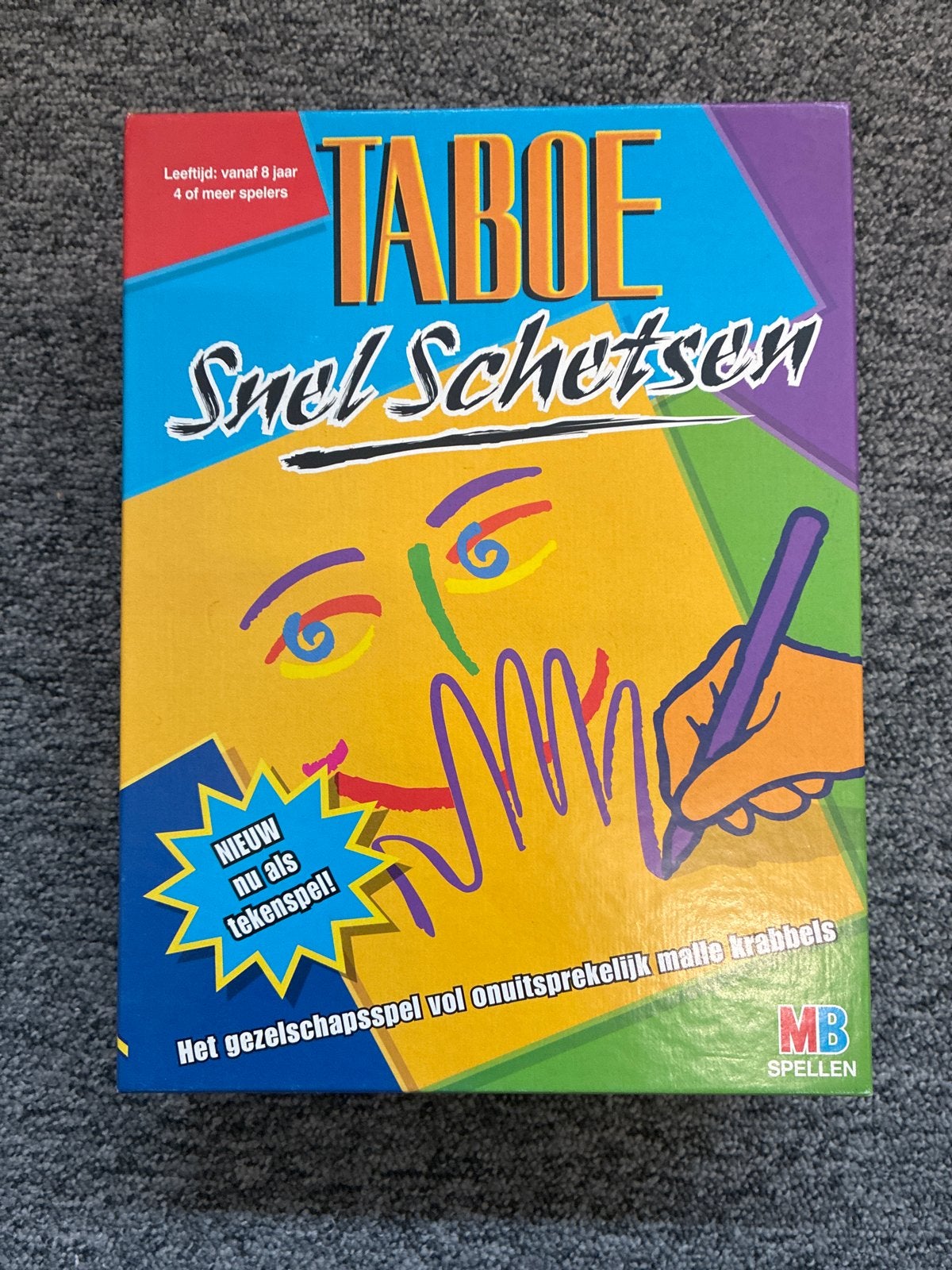 Taboe Snel Schetsen - Het snelle, gekke tekenspel!, Vijf spelers of meer, Ophalen of Verzenden, Zo goed als nieuw