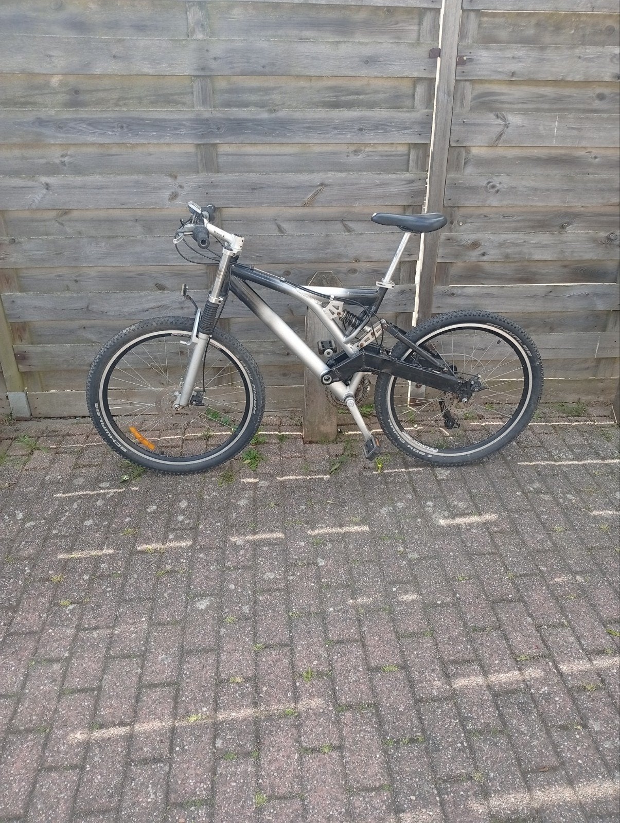 Mooi nette mountainbike 24 ver voorvering schijfremmen, Minder dan 45 cm, Ophalen, Zo goed als nieuw, Overige merken
