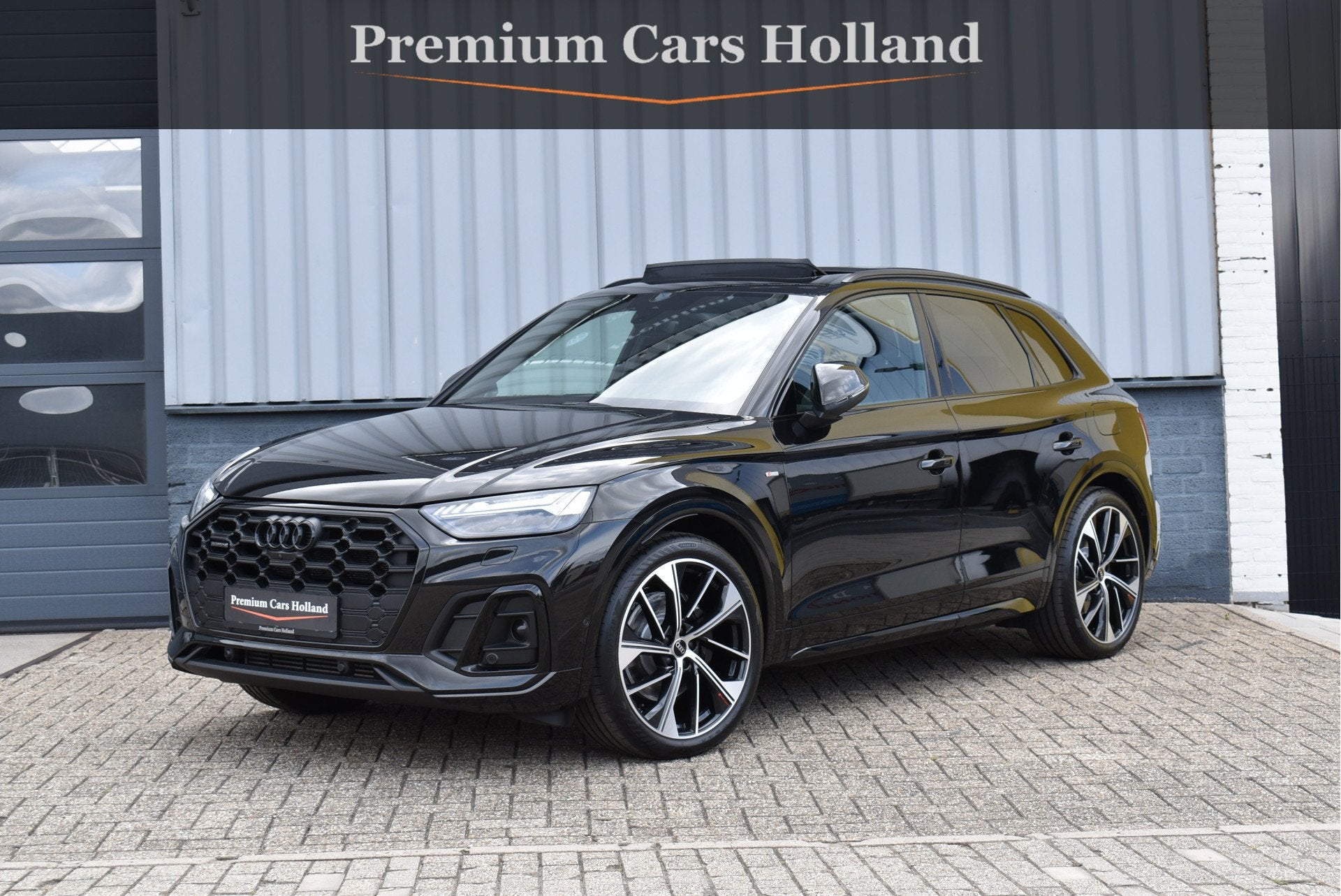 Audi Q5 50 TFSI e S-Line Competition Pano Luchtvering RS-Sto, Auto's, Automaat, Gebruikt, Zwart, 4 cilinders