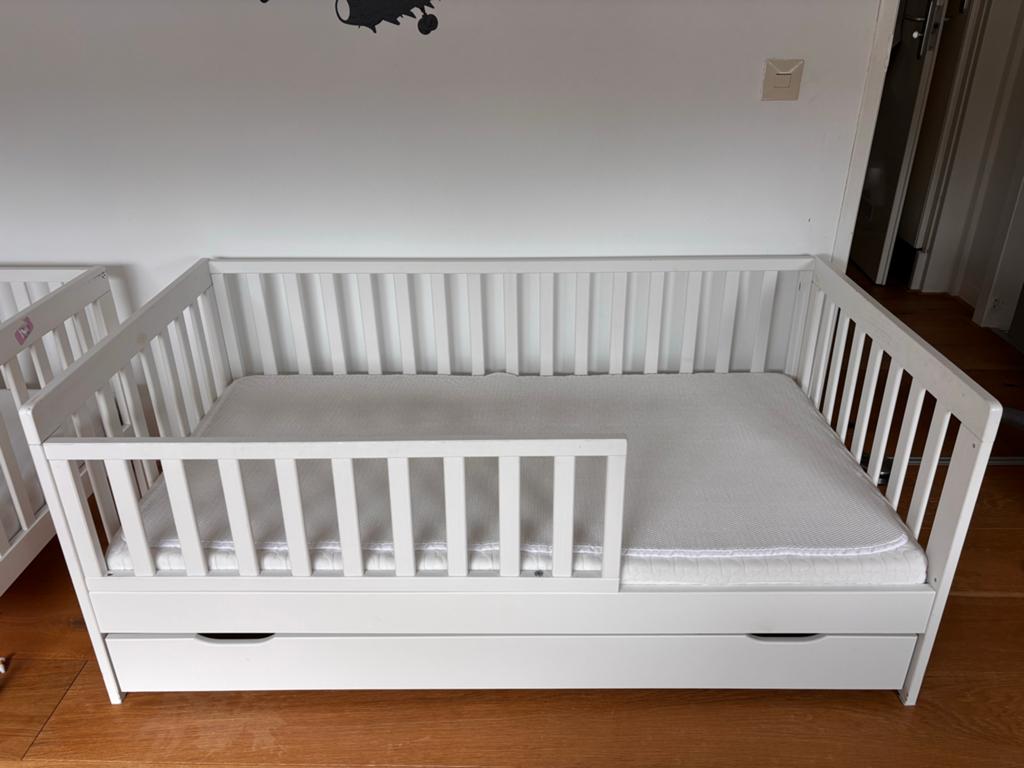 Wit Petite Amélie peuterbed 140x70 + Aerosleep matras, Ophalen, Gebruikt, 70 tot 85 cm, 140 tot 160 cm