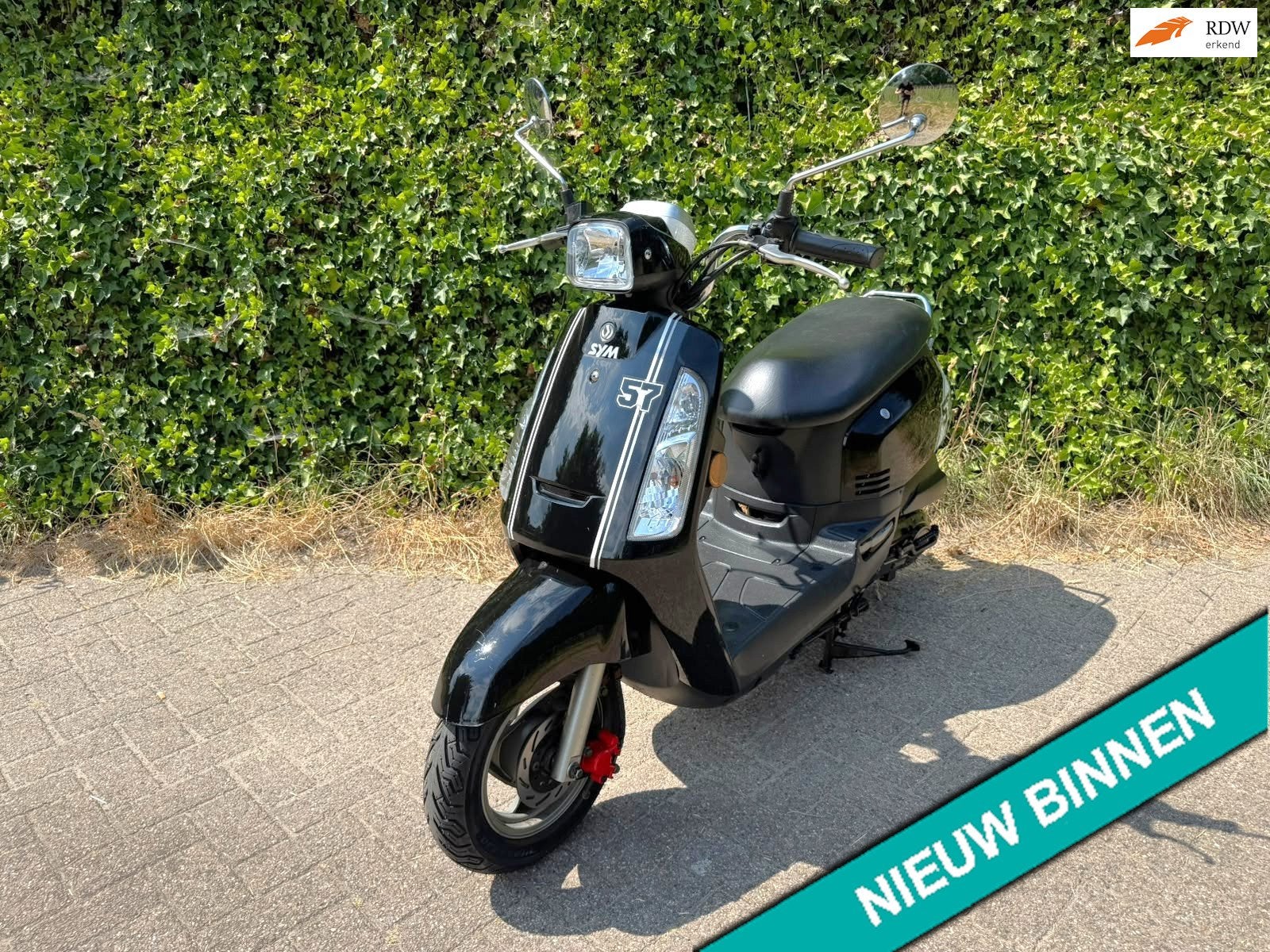 SYM Tonik 45 km Scooter BETAAL met in3, Fietsen en Brommers, Scooters | SYM, Gebruikt, Overige modellen, Benzine