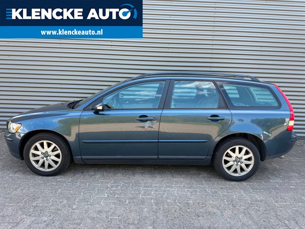 Volvo V50 2.5 T5 AWD 220PK Automaat 5-cilinder Leer Xenon Cr, Automaat, Gebruikt, 700 kg, Blauw