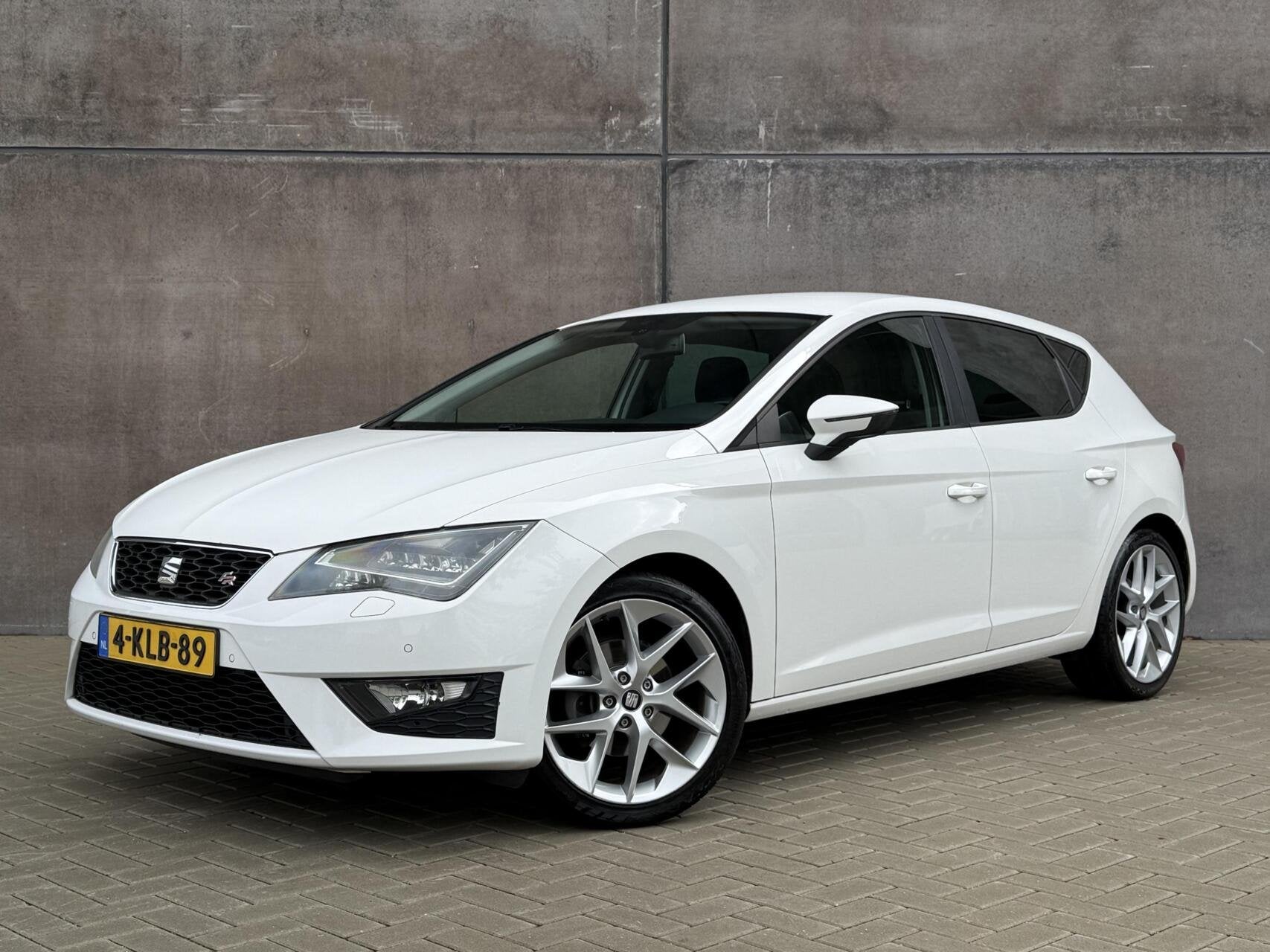 SEAT León