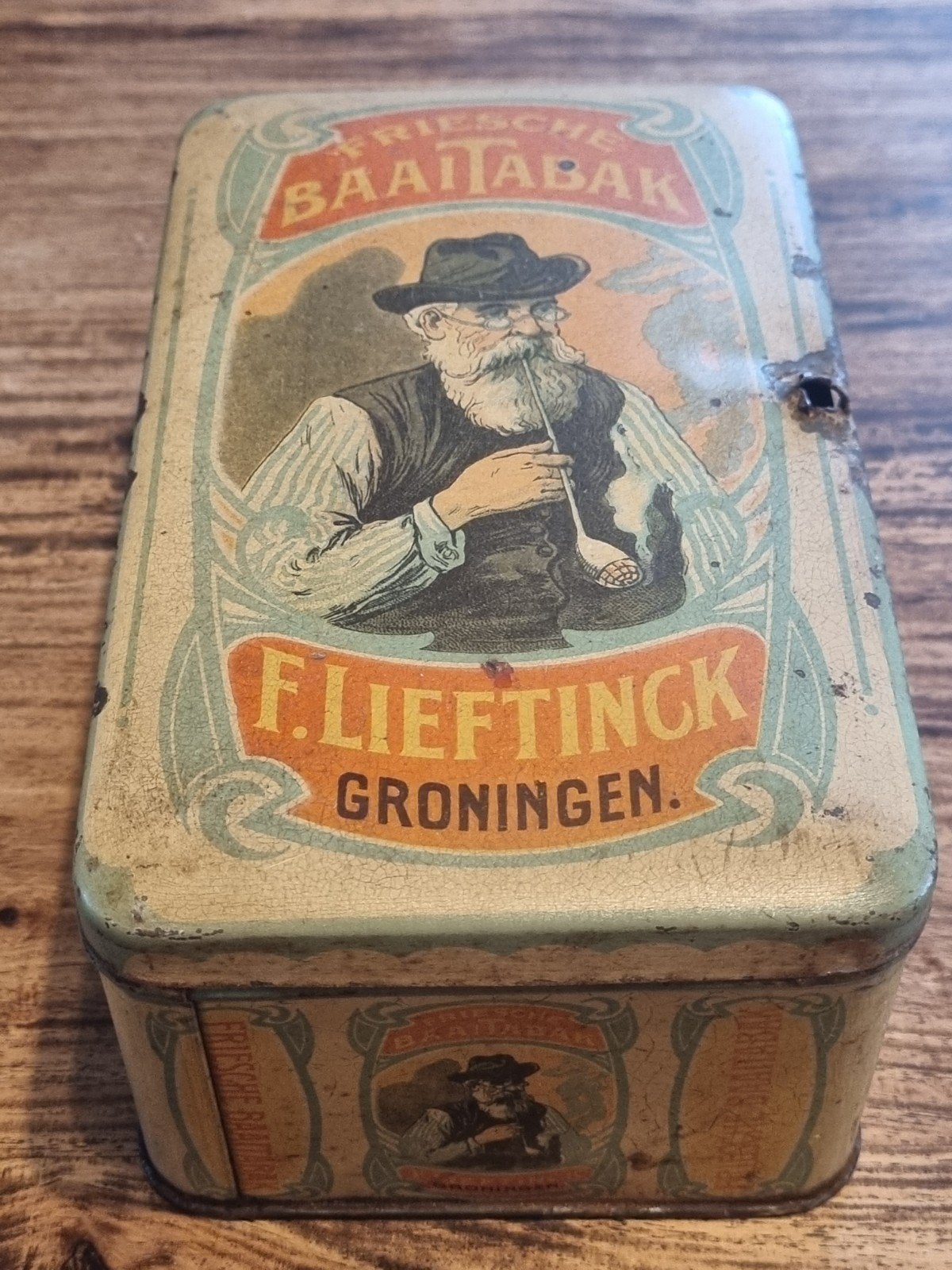 Antieke Liefstinck's Friesche Baaitabak blik, Verzamelen, Ophalen of Verzenden, Gebruikt, Overige, Overige merken