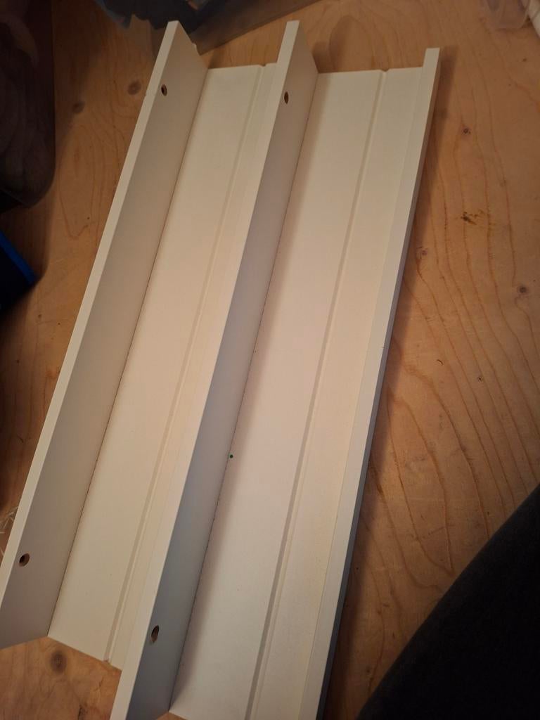 Twee kleine witte  boekensteunen  ikea Nieuw!, Ophalen, Nieuw