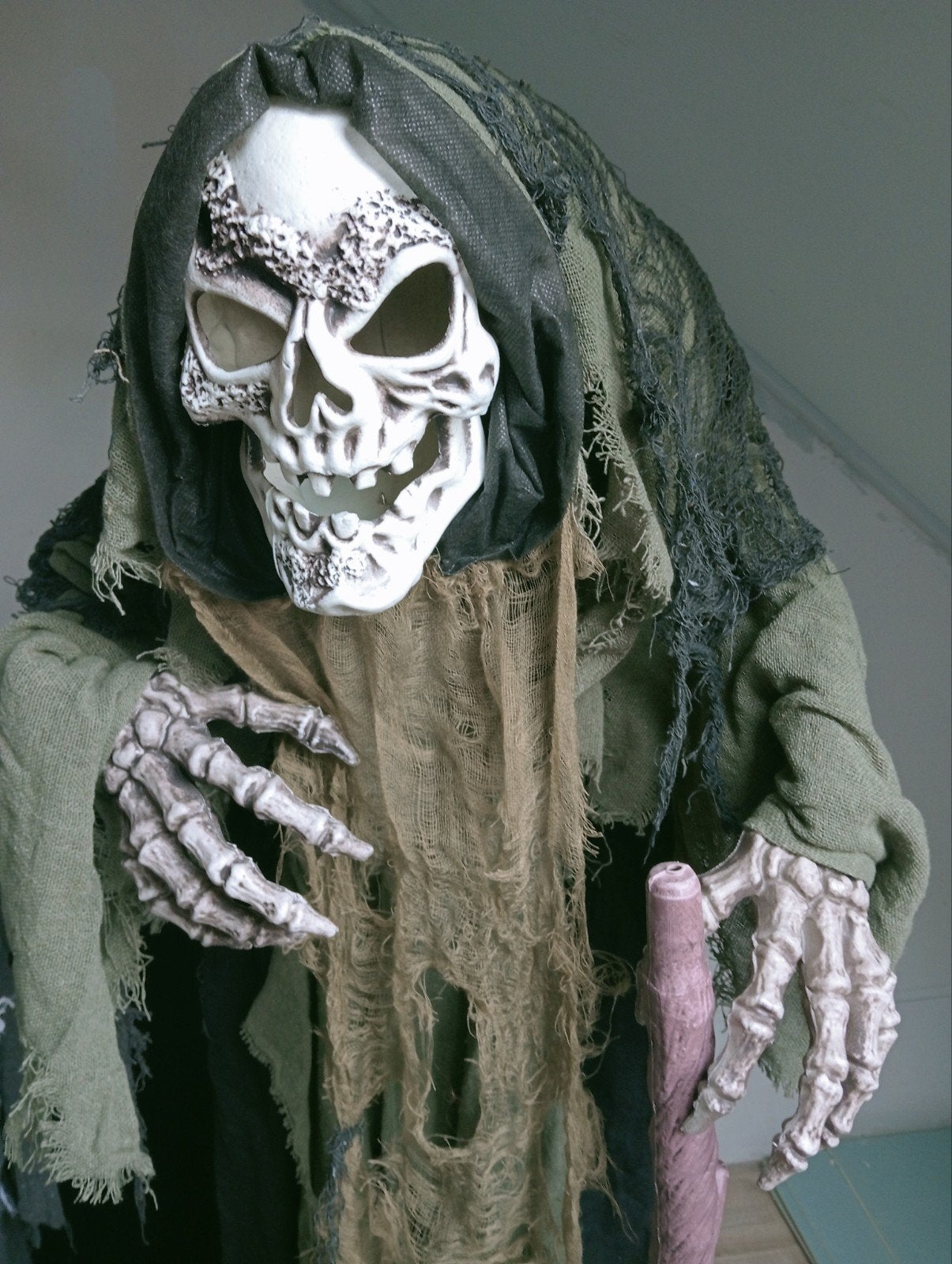 Halloween pop, Skelet met beweging en geluid, Ophalen
