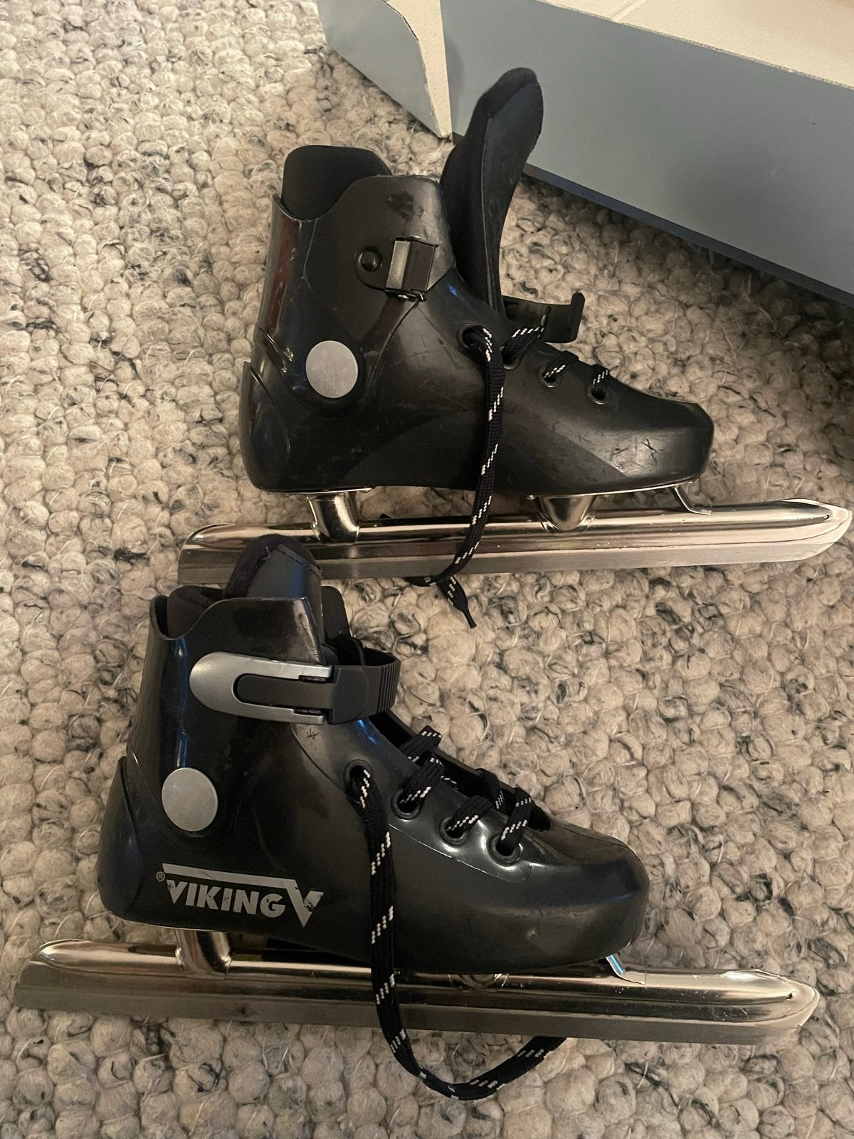 Viking Noren Schaatsen Maat 32 - Zo goed als nieuw, Sport en Fitness, Ophalen of Verzenden, Zo goed als nieuw, Noren, Viking