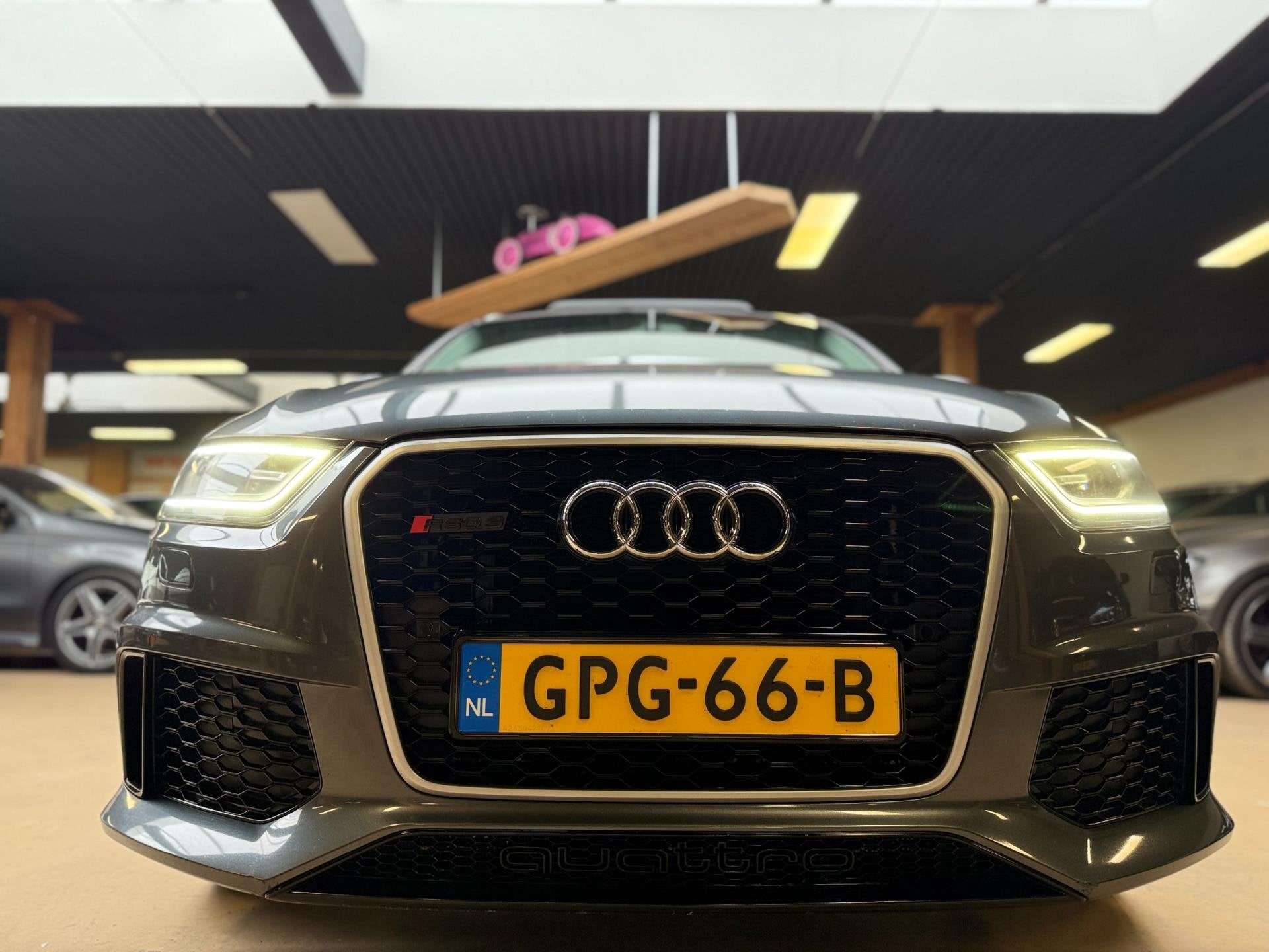 Audi RSQ3 2.5 TFSI QUATTRO Trekhaak Pano Cruise Control, Automaat, Euro 5, Gebruikt, Automatische klimaatregeling
