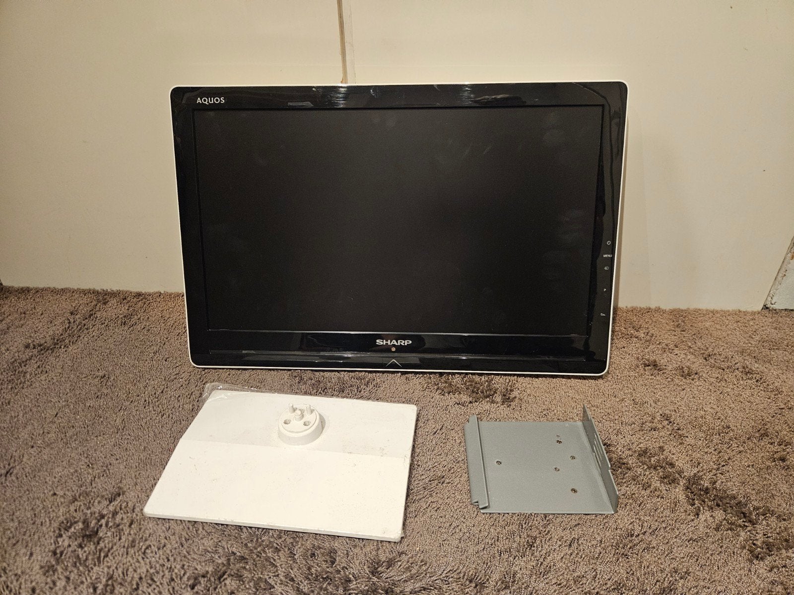 Sharp Aquos LCD TV - LC-22LE430E (22 inch), Ophalen, Gebruikt, 50 Hz, LCD