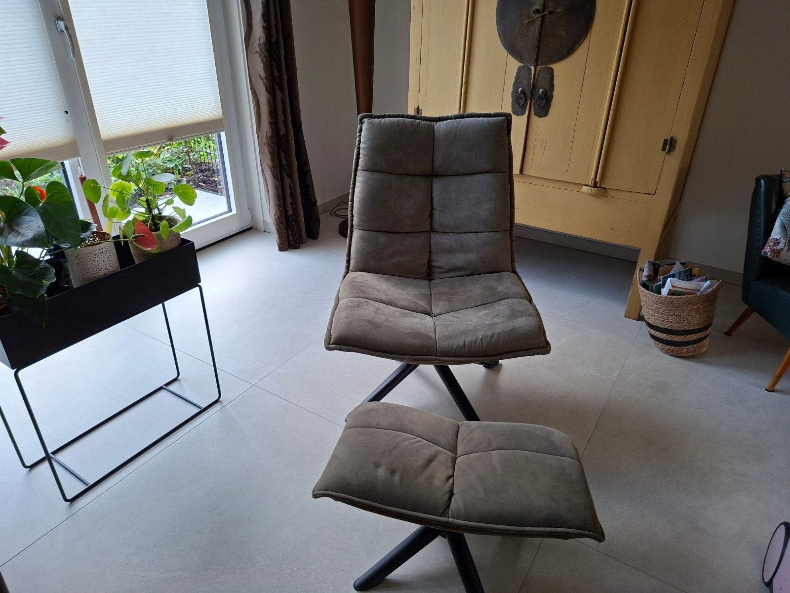 Comfortabele fauteuil met voetenbank., Ophalen, Gebruikt, Overige kleuren, Modern comfort