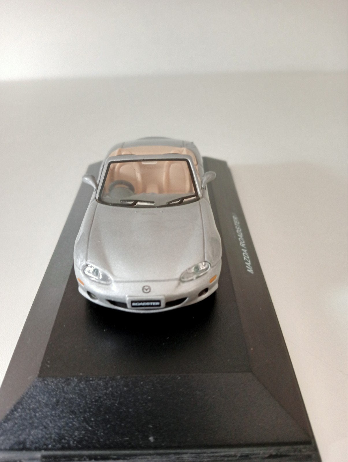 Mazda MX5 Roadster Modelauto  Nieuw Dealer uitgave zeldzaam., Ophalen of Verzenden, Nieuw, Auto, Overige merken