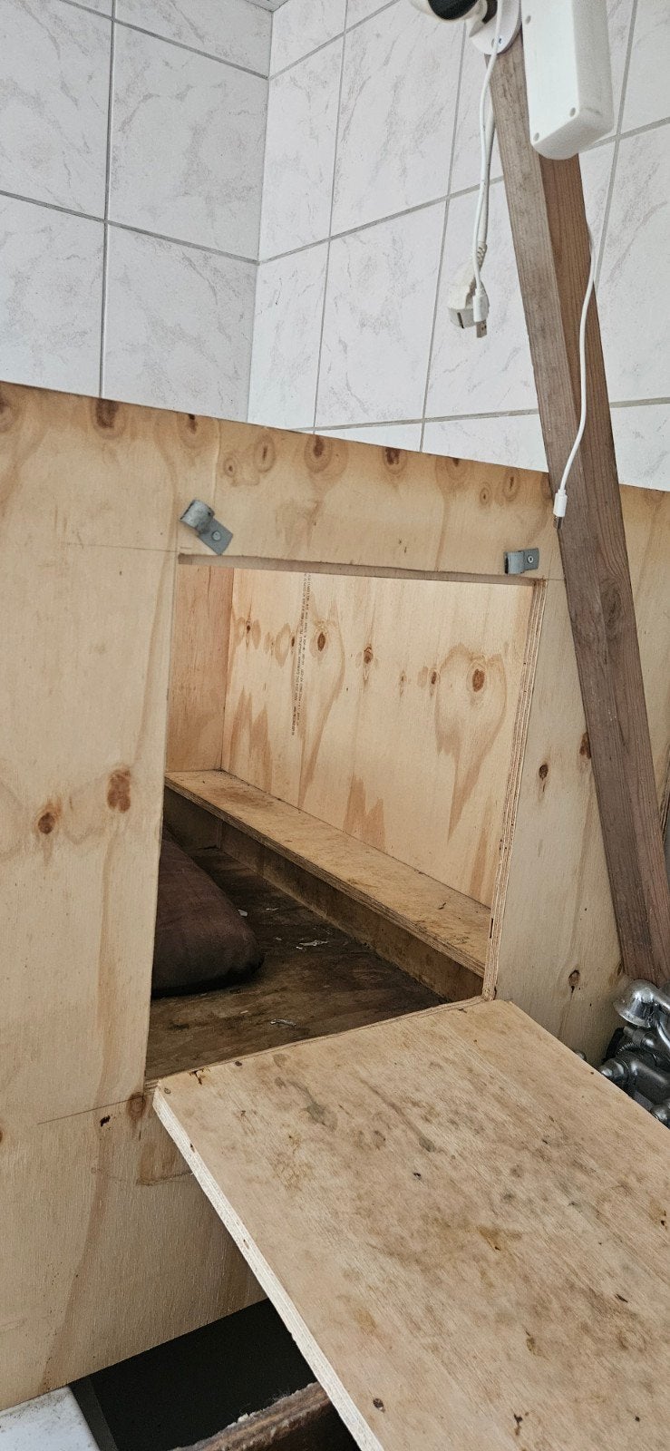 werpkist bevallingshok kan ook als bench, Ophalen, Zo goed als nieuw