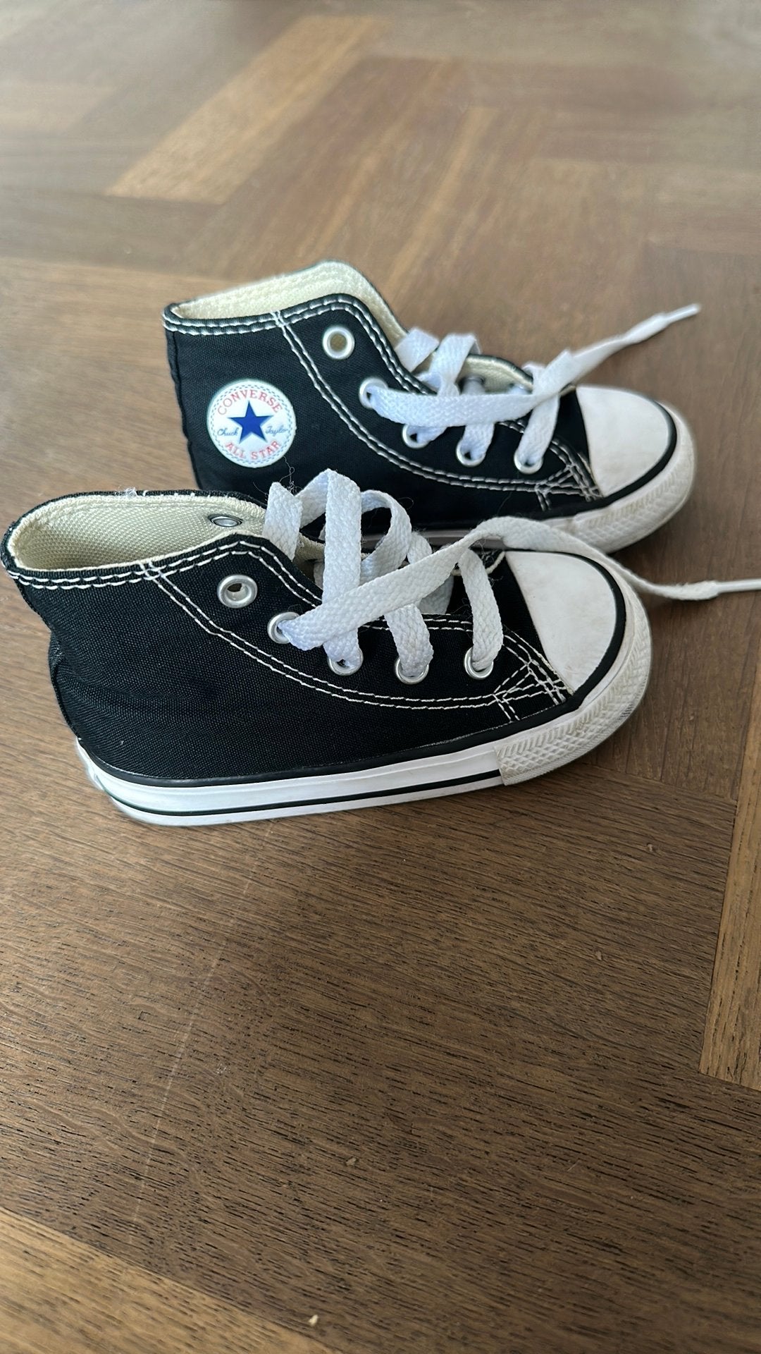 Converse kind maat 22 zwart, Kinderen en Baby's, Ophalen of Verzenden, Zo goed als nieuw, Jongetje of Meisje, Schoentjes