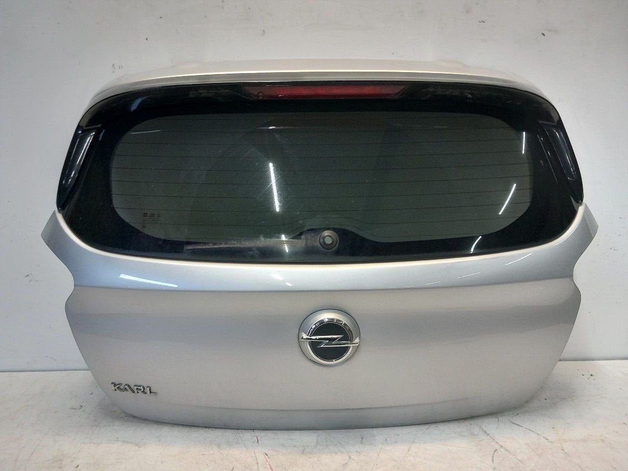 Achterklep Opel Karl, Auto-onderdelen, Onderdelen@venauto.nl, Van der Ven Autorecycling B.V., Gebruikt, Ettenseweg 76, 4706 PB Roosendaal, The Netherlands