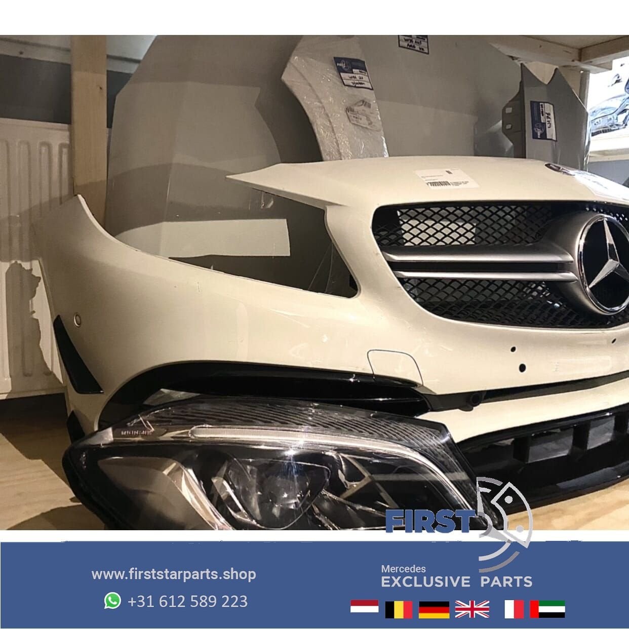 W176 A45 AMG FACELIFT PERFORMANCE VOORKOP WIT Mercedes A 45, Gebruikt, -, Voor, Ophalen of Verzenden