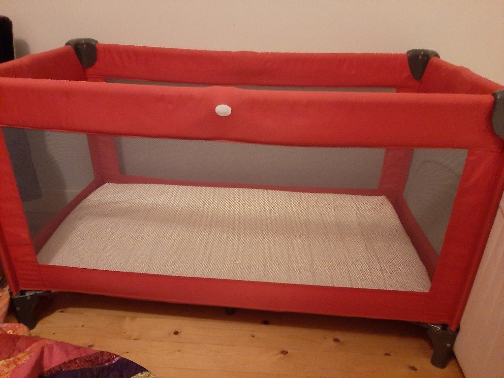 Campingbedje, Kinderen en Baby's, Ophalen, Zo goed als nieuw, Reisbedje