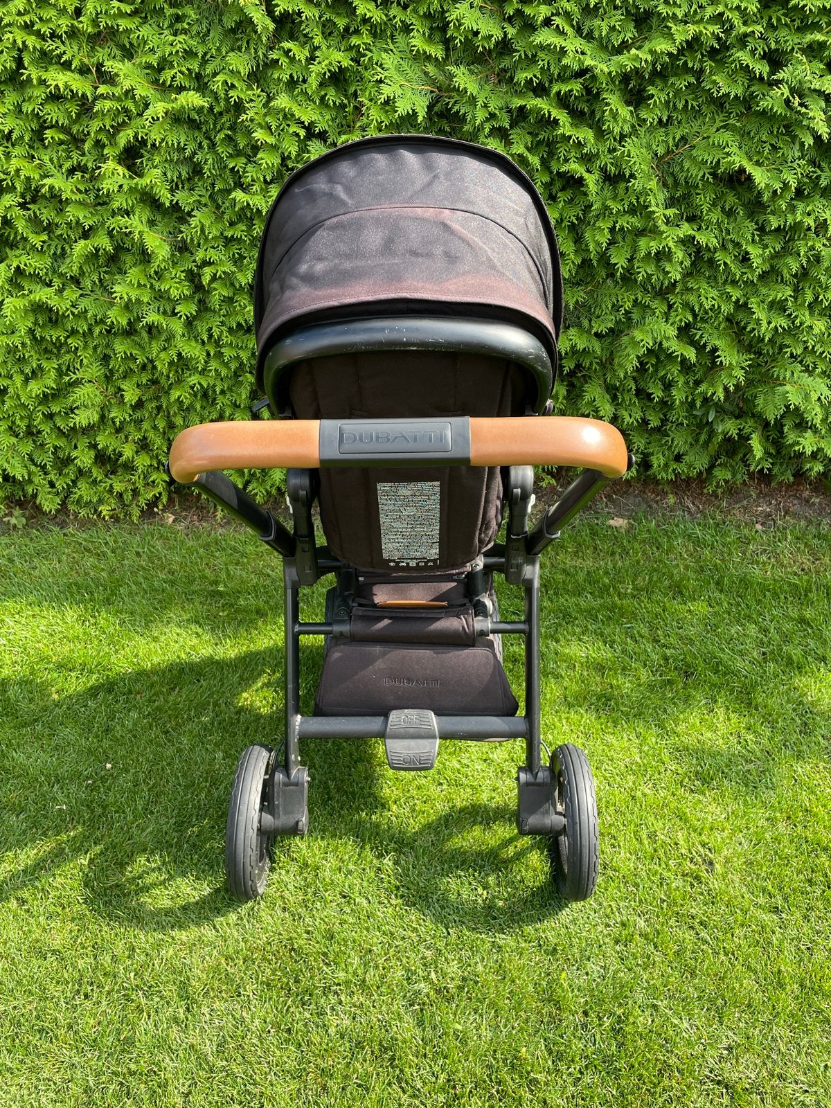 Dubatti kinderwagen zwart - Compleet en in goede staat, Gebruikt, Verstelbare duwstang, Ophalen, Kinderwagen