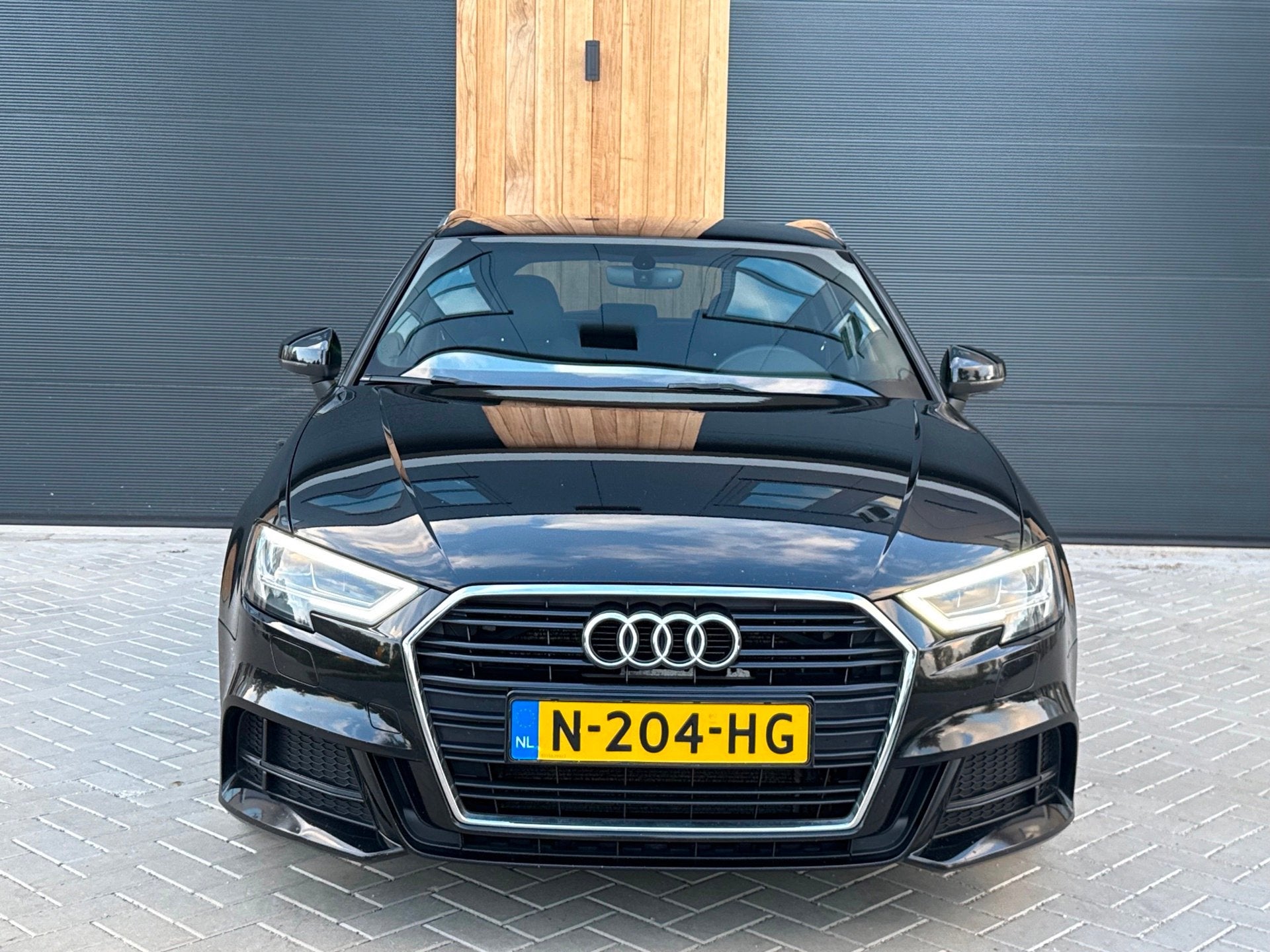 Audi A3 Sportback 1.6 TDI S-Line MATRIX|FACELIFT|AUTOMAAT|XE, Auto's, Gebruikt, 4 cilinders, Leder en Stof, Zwart