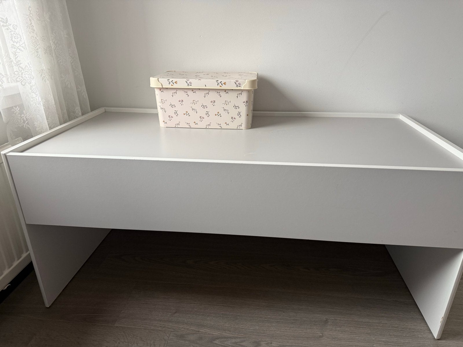 Witte speeltafel met opbergruimte. Ikea Dundra, Ophalen, Gebruikt, Tafel
