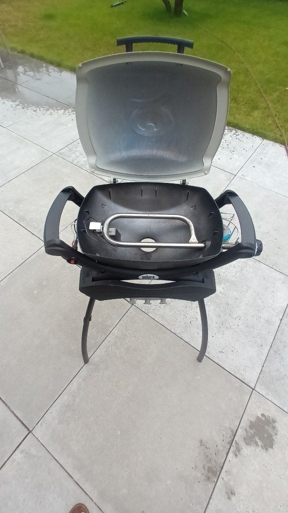 Weber Q1000 gasbarbecue met onderstel, Ophalen, Nieuw, Weber