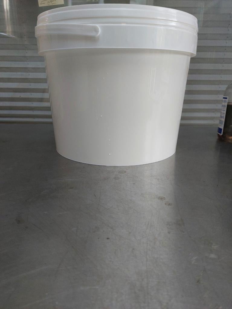 Witte emmer 10 liter met deksel, gebruikt voor honing, Ophalen of Verzenden, Zo goed als nieuw, Kunststof, Met deksel