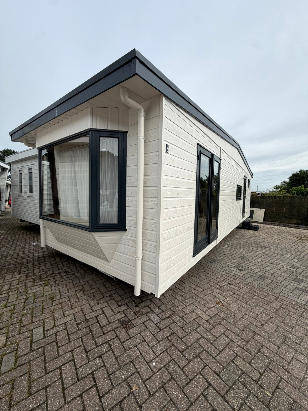Chalet te koop 10m x 3.70m, Caravans en Kamperen, Stacaravans