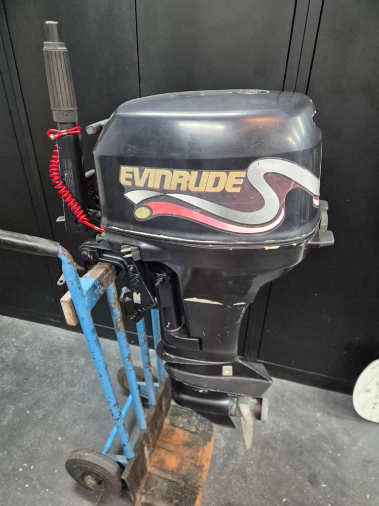 Evinrude 8pk 4 takt kortstaart buitenboordmotor, Ophalen, Gebruikt, 5 tot 10 pk, Viertaktmotor