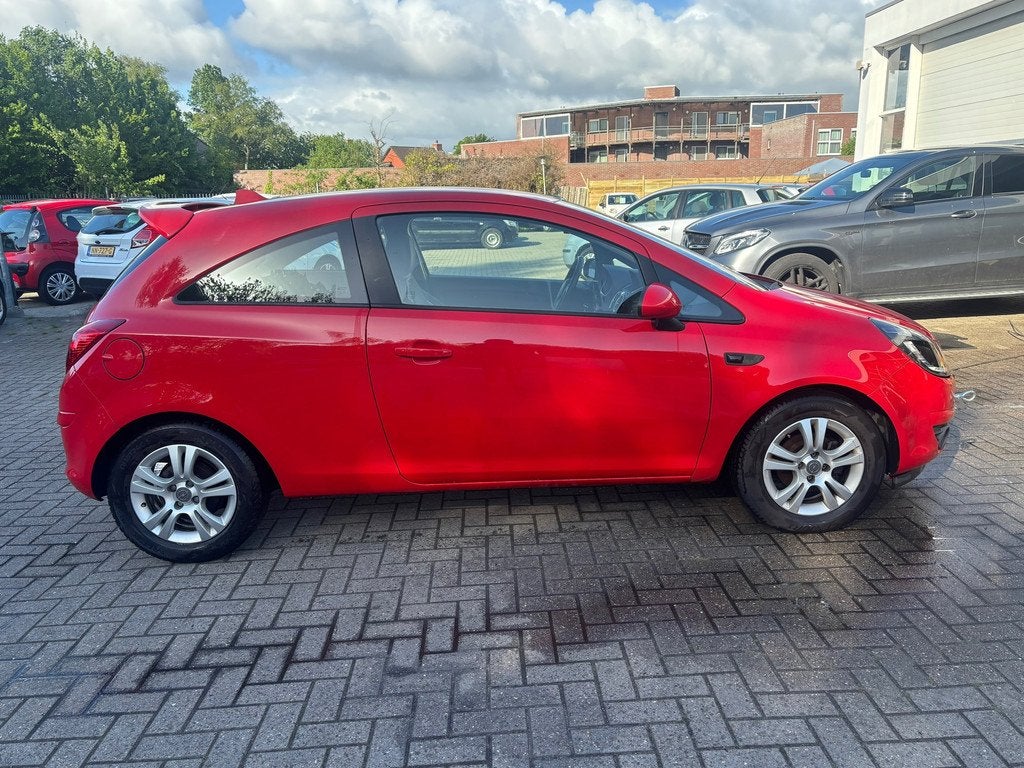 Opel Corsa 1.3 CDTi EcoFlex S/S Cosmo. enkel voor export, on, Auto's, Opel, Voorwielaandrijving, Euro 5, 1063 kg, Gebruikt