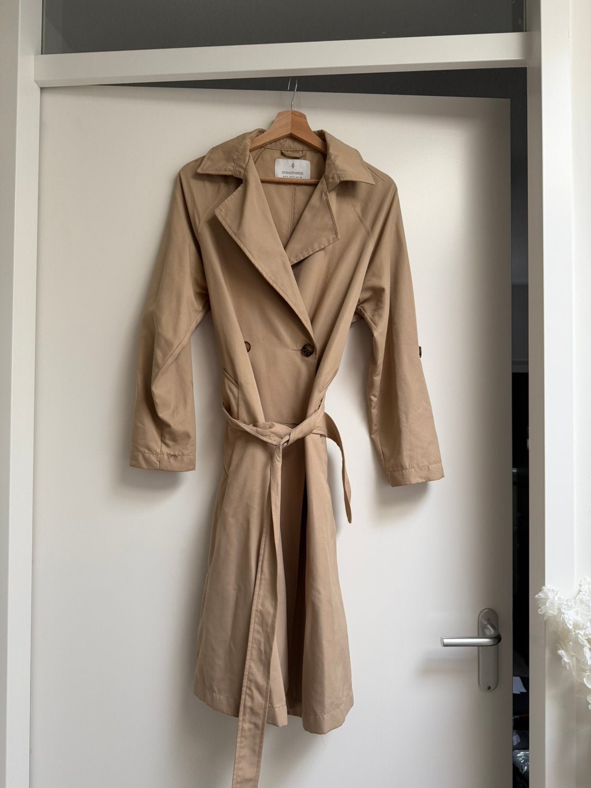 Trenchcoat Stadivarus, Ophalen of Verzenden, Zo goed als nieuw, Zwart